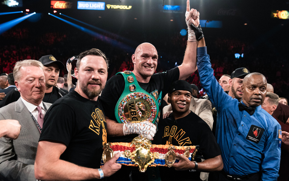 Tyson Fury "bể kèo" đấu với Deontay Wilder, rộng cửa thống nhất đai vô địch cùng Anthony Joshua