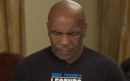 Dân tình hoang mang cực độ khi Mike Tyson xuất hiện "lờ đờ", "nói không ra hơi" trong buổi phỏng vấn mới nhất
