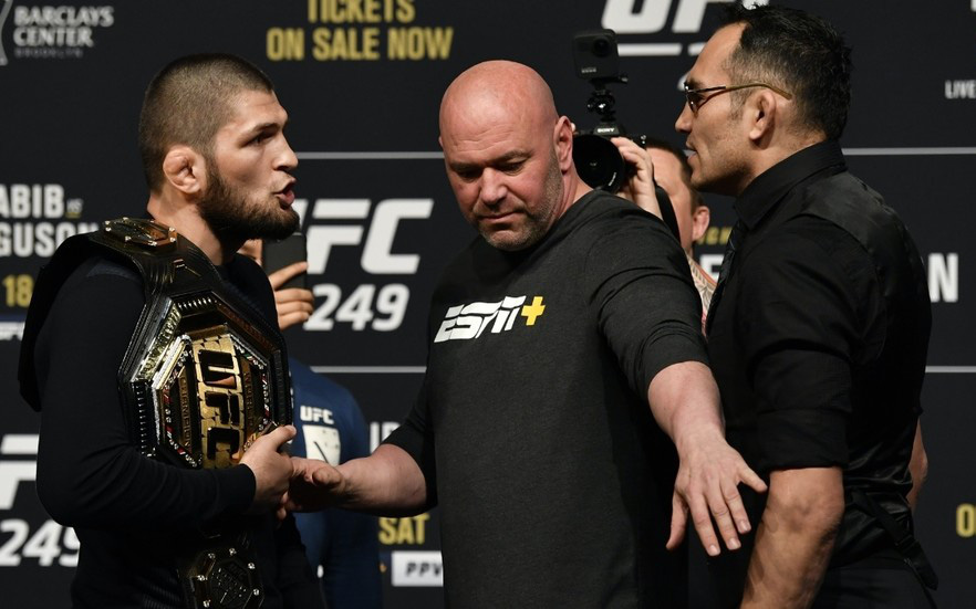 Khabib cho rằng Tony Ferguson đã hết thời: Cậu ta "xong" kể từ sau thất bại trước Justin Gaethje, không bao giờ có thể trở lại như xưa