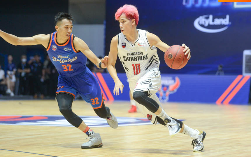 Thang Long Warriors tạo đà hoàn hảo trong ngày ra mắt VBA 2020 bằng chiến thắng áp đảo Hanoi Buffaloes