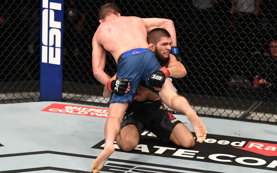 Hé lộ số tiền Khabib và Gaethje nhận về sau trận đại chiến tại UFC