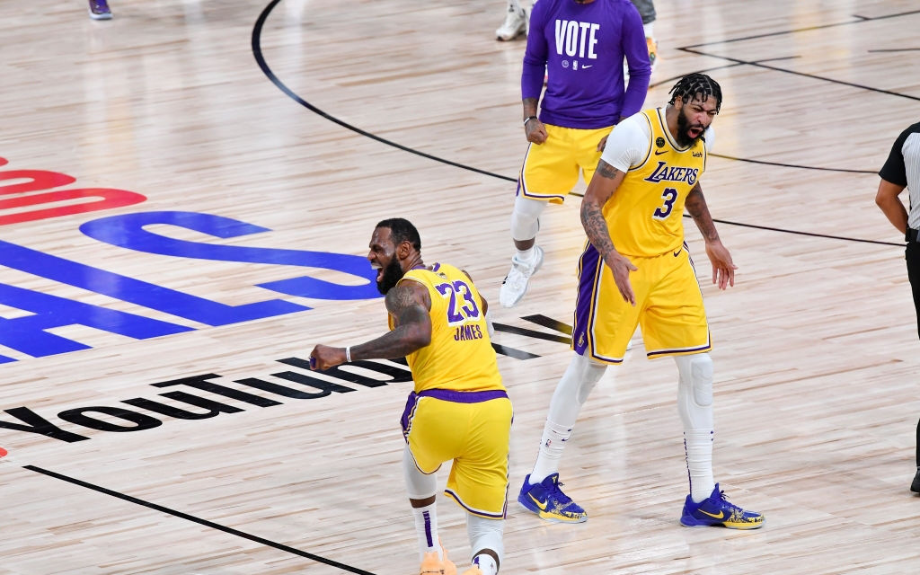 Anthony Davis cực "clutch" cuối trận, giúp Los Angeles Lakers đứng trước cơ hội vô địch sau 10 năm