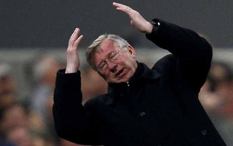 Sir Alex tiết lộ đối thủ đáng sợ nhất khiến Man Utd hùng mạnh của ông chỉ còn biết "giơ tay xin hàng"