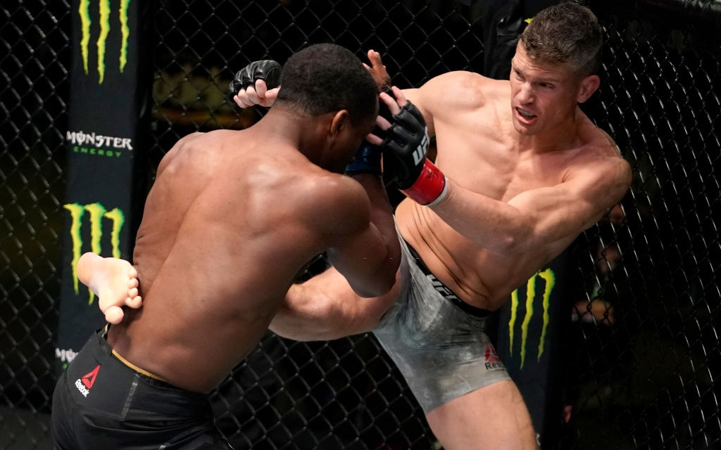 "Wonderboy" Stephen Thompson giành chiến thắng áp đảo Geoff Neal, lập tức nhắm tới chiếc đai vô địch của UFC