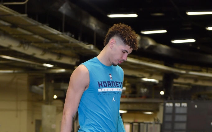 LaMelo Ball ra mắt thảm hoạ, cư dân mạng được dịp cười chê