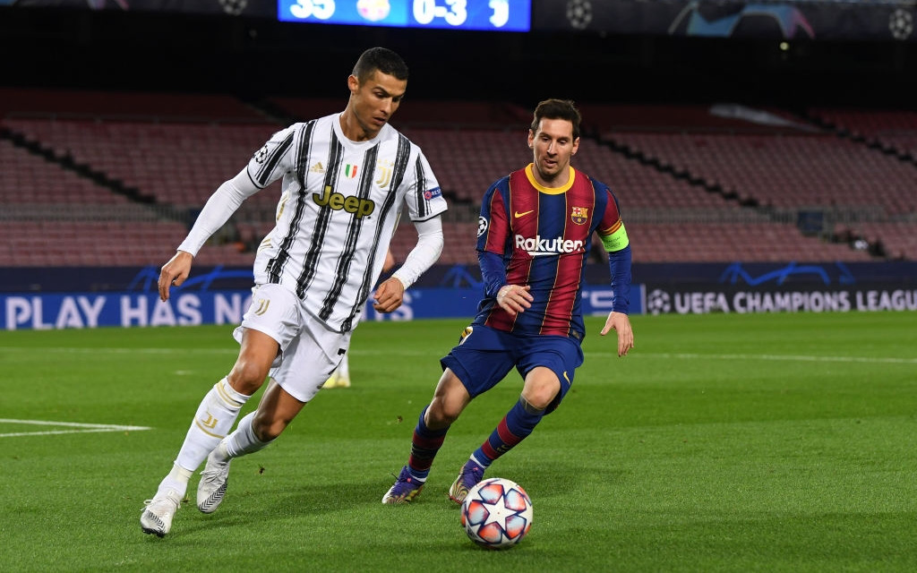 Messi xỏ háng Bonucci, Ronaldo nhanh chân đuổi theo cướp lại bóng