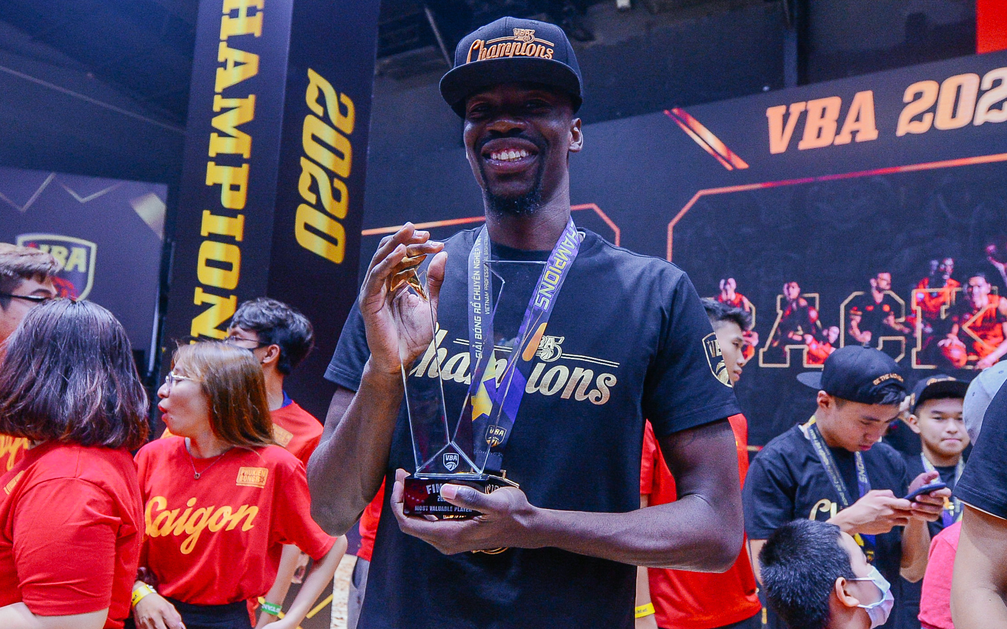 Danh hiệu MVP Finals VBA 2020 gọi tên ngoại binh Joshua Keyes