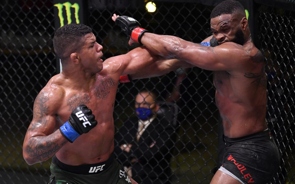 Cựu vương Tyron Woodley thảm bại trong ngày trở lại UFC