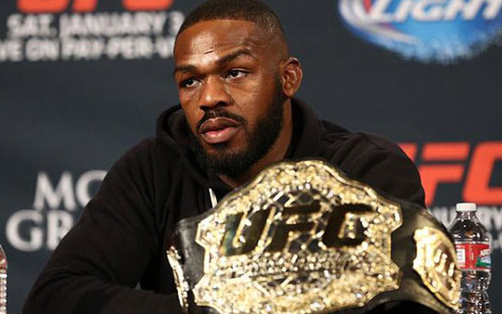 Sau tranh cãi với Chủ tịch Dana White, Jon Jones khẳng định sẽ từ bỏ đai vô địch