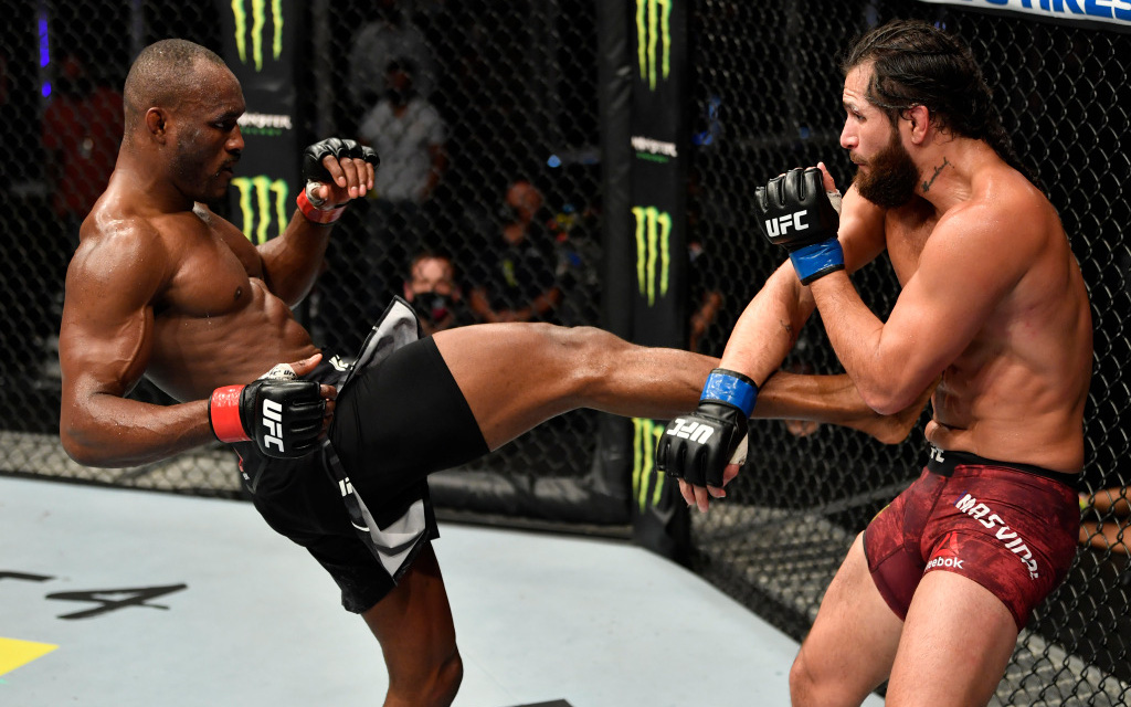 Cho Jorge Masvidal "lên bờ xuống ruộng", Kamaru Usman bảo vệ thành công chiếc đai vô địch UFC