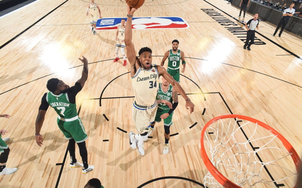 Đả bại Boston Celtics với phong độ hủy diệt, Giannis Antetokounmp băng băng về đích trong cuộc đua MVP