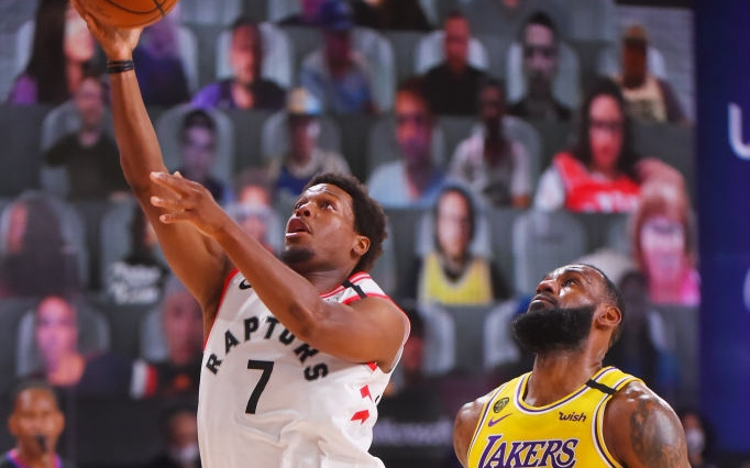 Thiếu hiệu quả trong tấn công, Los Angeles Lakers nhận thất bại thứ 11 liên tiếp trước Toronto Raptors