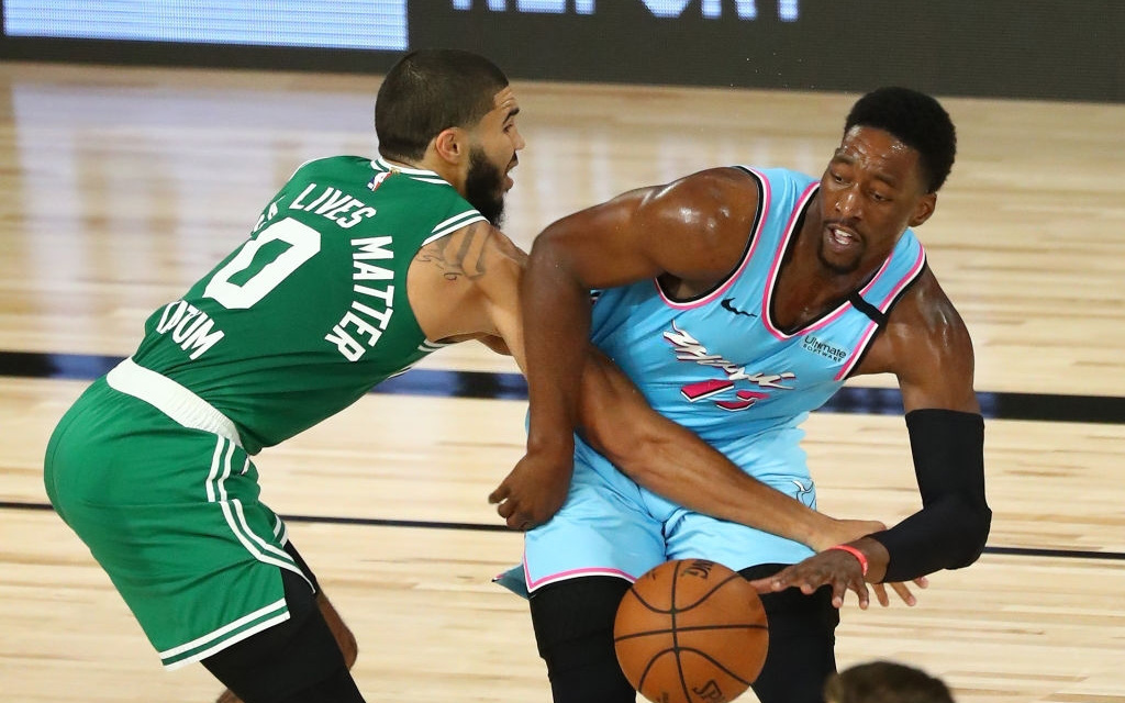 Sau khi tỏa sáng giúp Miami Heat đánh bại Boston Celtics, Bam Adebayo chia sẻ từng mất ngủ vì để thua Raptors