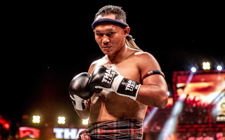 "Vua Muay Thái" Saenchai giành chiến thắng ấn tượng ở tuổi 40