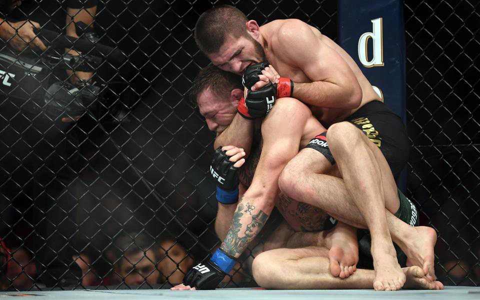 Khabib thừa nhận có thể tái đấu với McGregor nhưng khẳng định đối thủ "không có chút kháng cự nào" sau trận đấu đầu tiên