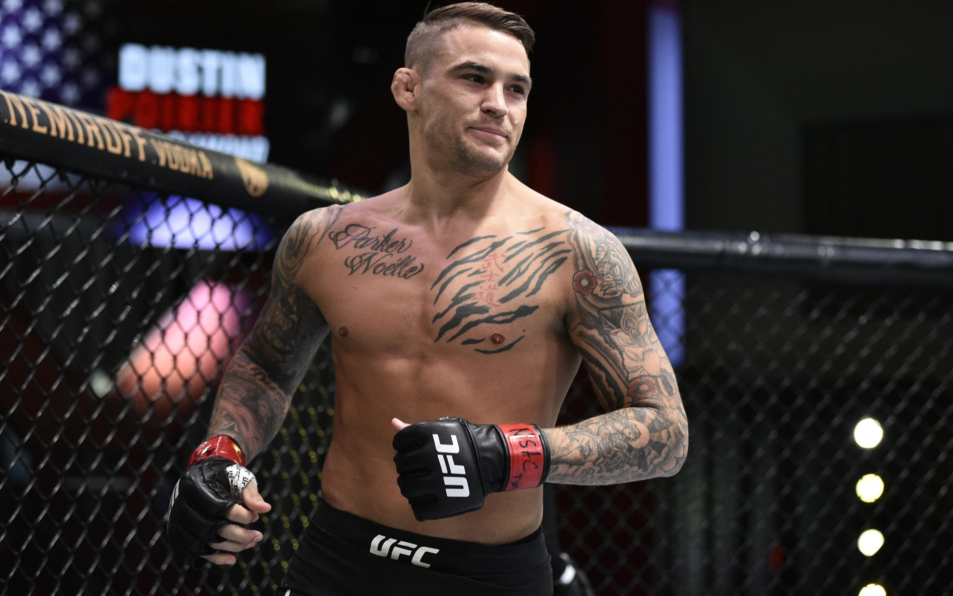 Dustin Poirier hết hồn với trải nghiệm tại "Đảo quyết đấu": Tôi có cảm giác như bị cầm tù