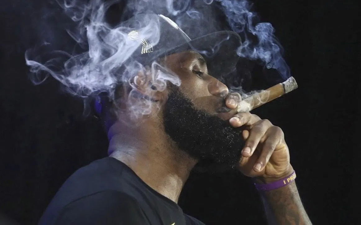 LeBron James cùng loạt sao NBA kiếm tiền “khủng” nhất năm 2020