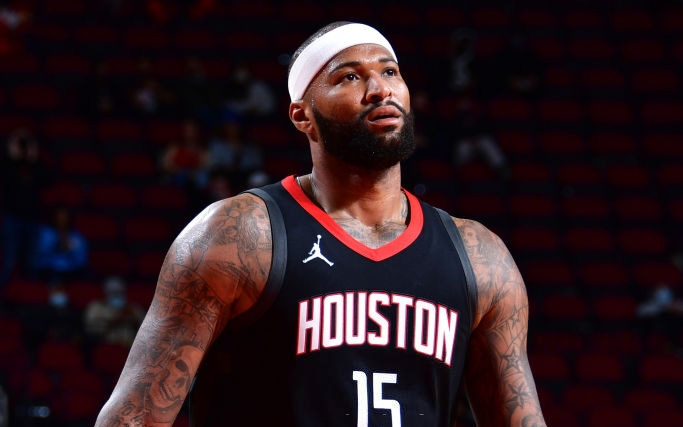 DeMarcus Cousins nhận 2 lỗi kỹ thuật và bị truất quyền thi đấu... chỉ sau 3 phút trên sân