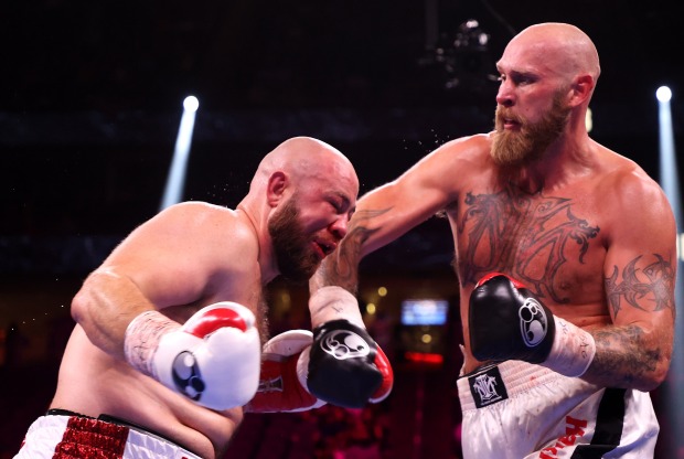 Ứng viên hạng nặng Adam Kownacki không được xì mũi sau khi bị đấm nứt sọ trong sự kiện Fury vs Wilder 3 - Ảnh 2.