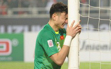 Đặng Văn Lâm muốn khóc khi xem ĐT Việt Nam thi đấu vất vả trước Oman 