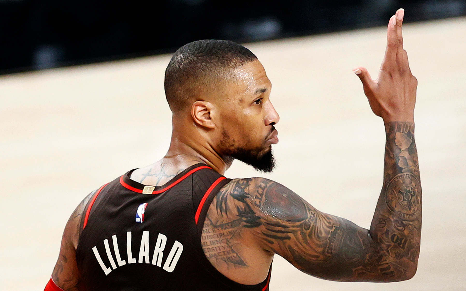 Damian Lillard nói gì về phong độ đáng thất vọng đầu mùa giải?