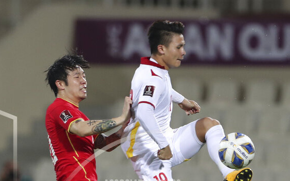ĐT Việt Nam bị trừ điểm nặng sau trận thua trước  ĐT Trung Quốc, tụt hai hạng trên BXH FIFA 
