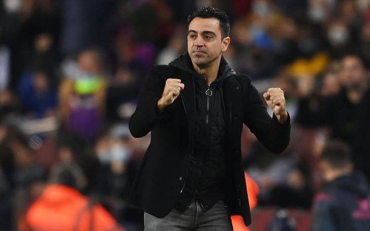 Huyền thoại Xavi ra mắt, Barcelona thắng hú vía derby Catalunya