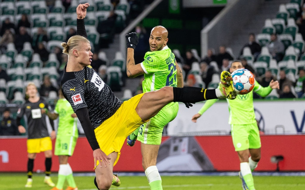 Bất ngờ hồi phục thần tốc, siêu tiền đạo Haaland lập tức tỏa sáng giúp Dortmund chiếm ngôi đầu của Bayern
