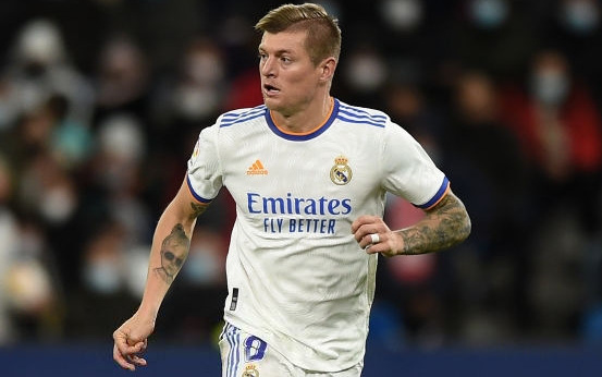 Kroos chê Messi hoàn toàn không xứng đáng giành quả bóng Vàng