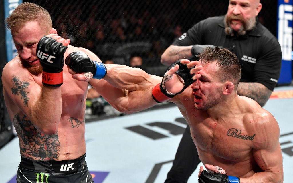 Hé lộ chủ nhân của những phần thưởng trị giá 50 nghìn USD sau UFC 268: Vinh danh Justin Gaethje và Michael Chandler