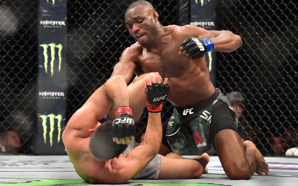 Kamaru Usman, Rose Namajunas thắng giải &quot;Võ sĩ xuất sắc nhất năm&quot; tại World MMA Awards