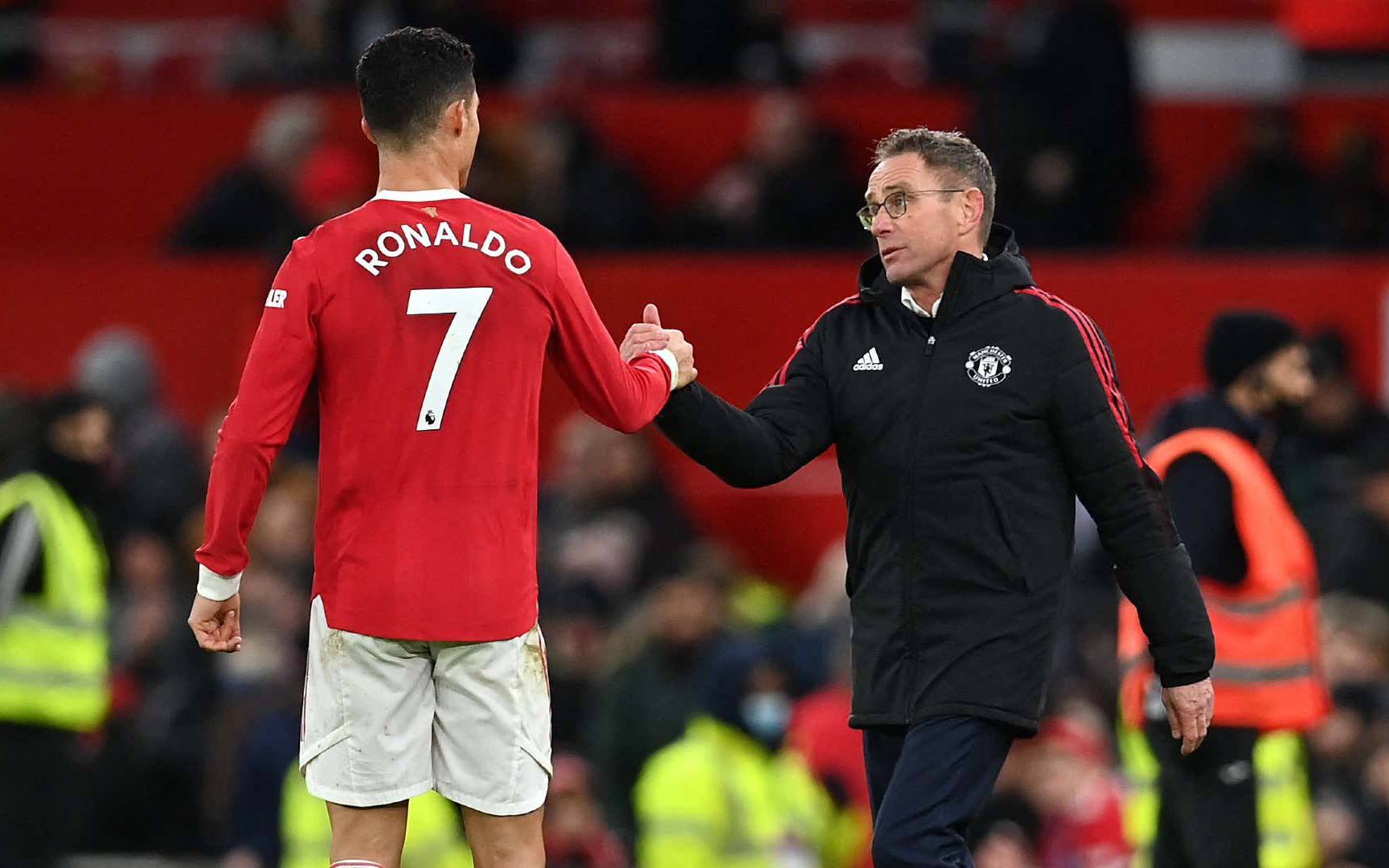 Tân HLV Rangnick ca ngợi khả năng pressing của Ronaldo: Một cú tát cho anti-fan