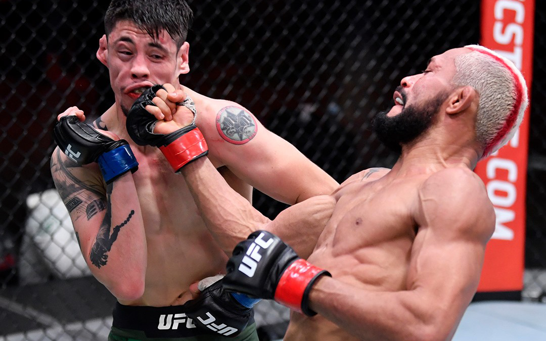 UFC chốt xong 2 kèo tranh đai tại hạng ruồi của nam và nữ 