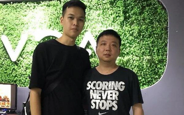 Huyền thoại Esports Chim Sẻ Đi Nắng và Shenlong hội ngộ tại showmatch LMHT: Tốc Chiến