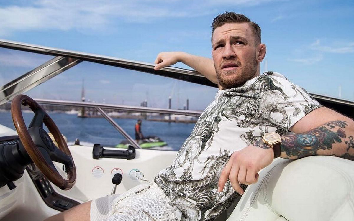 Conor McGregor chính thức thoát cáo buộc &quot;khoe thân nơi công cộng&quot;