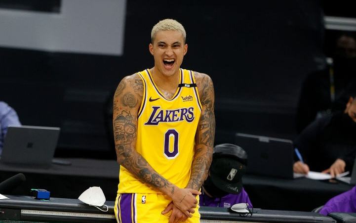 Kyle Kuzma sắm vai người hùng, Los Angeles Lakers đại thắng derby California