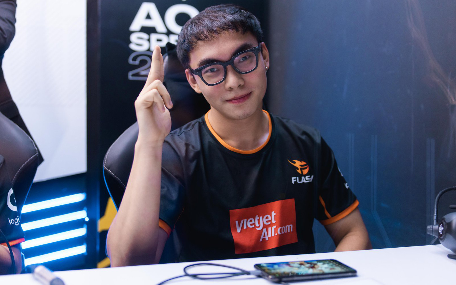 Esports tuần này có gì: Siêu kinh điển SGP đấu Team Flash, playoffs VCS khởi tranh