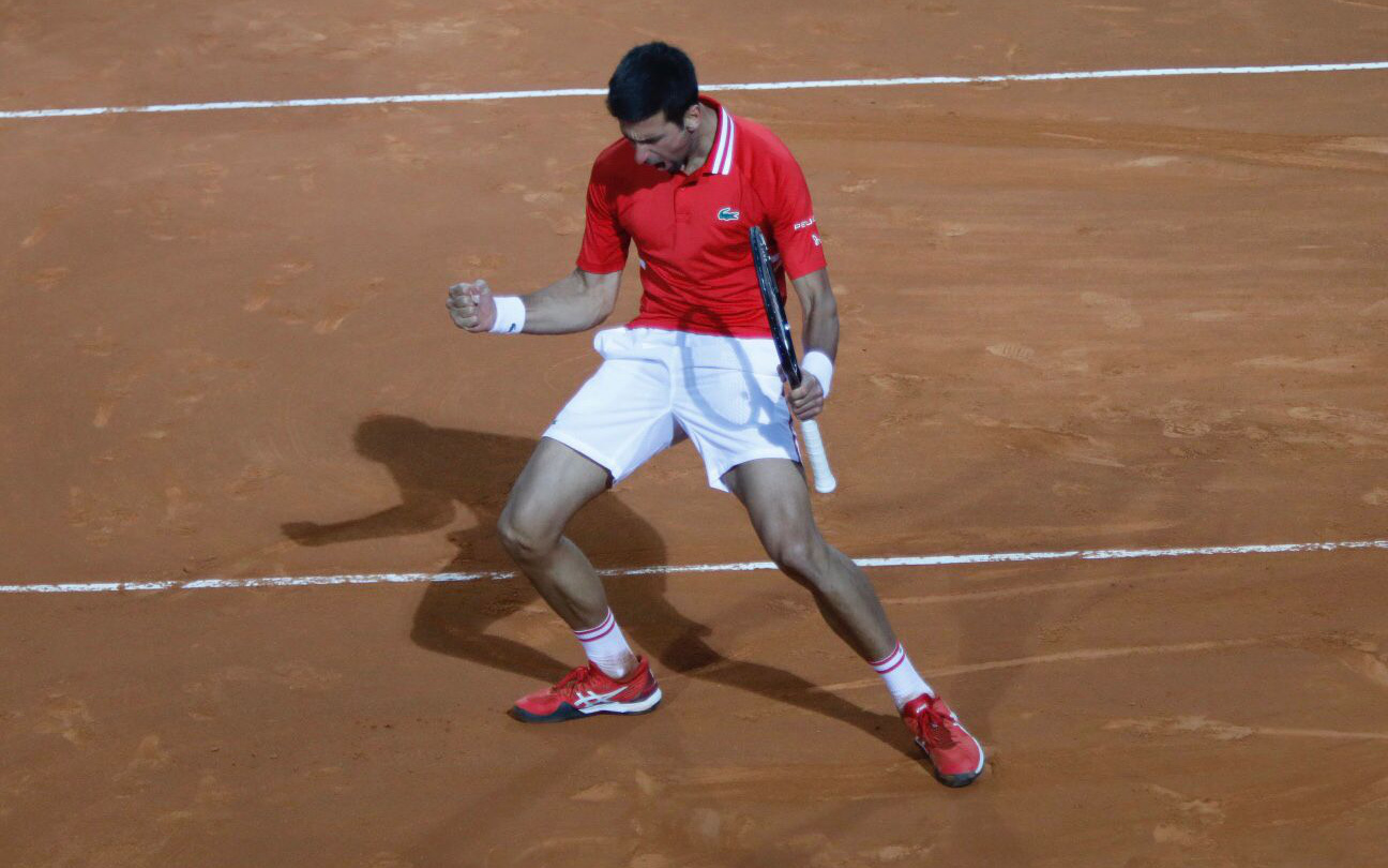 Djokovic thắng liên tiếp hai trận trong ít giờ để đấu Nadal tại chung kết Rome Masters
