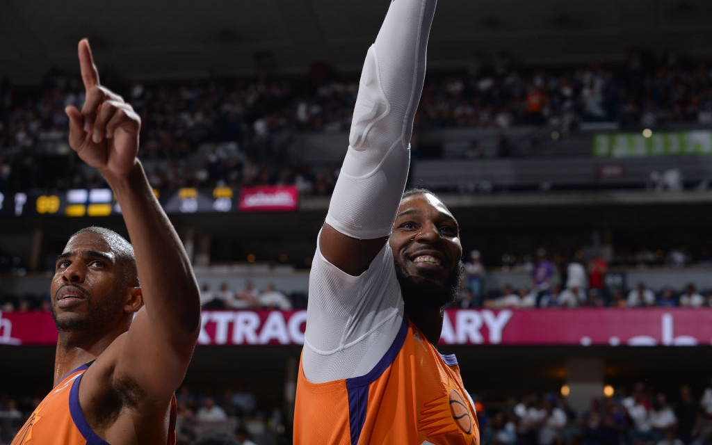 Denver Nuggets đứng trước khả năng "bị chổi" sau Game 3 huỷ diệt của Phoenix Suns