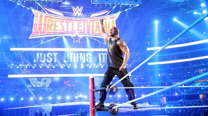 The Rock được liên hệ trở lại để góp mặt trong sự kiện lớn nhất năm của WWE - Ảnh 1.
