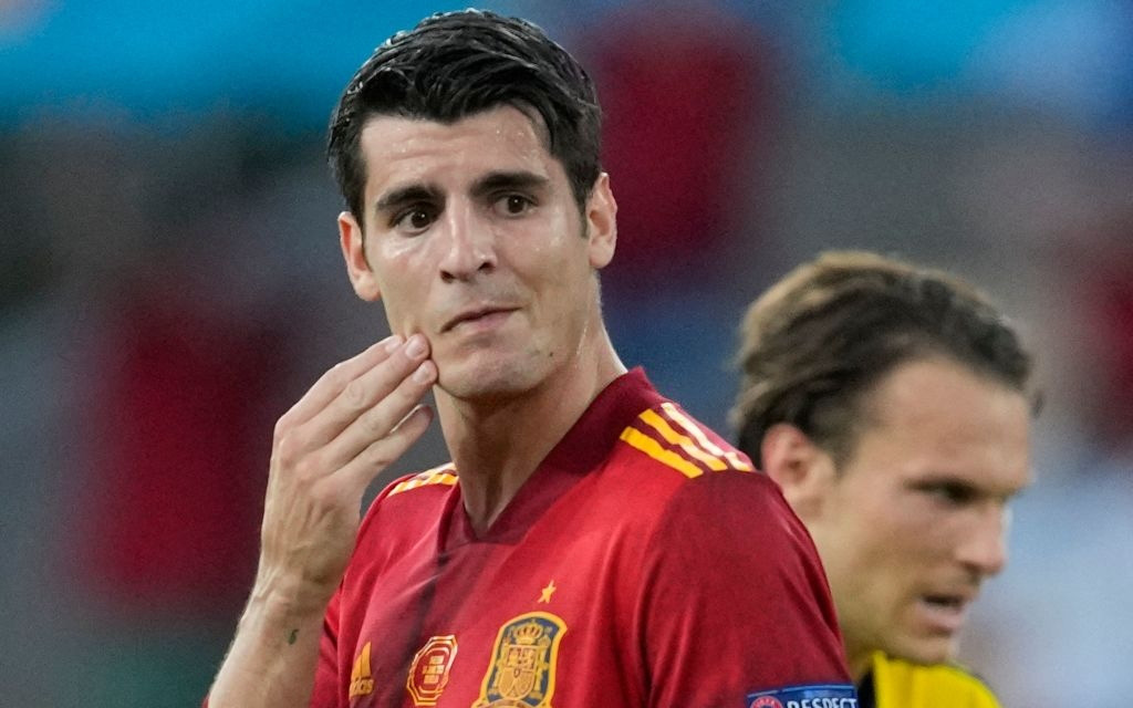 Laporte lạc quan tếu: &quot;Lần tới Morata sẽ ghi 3 bàn khiến tất cả im miệng&quot;