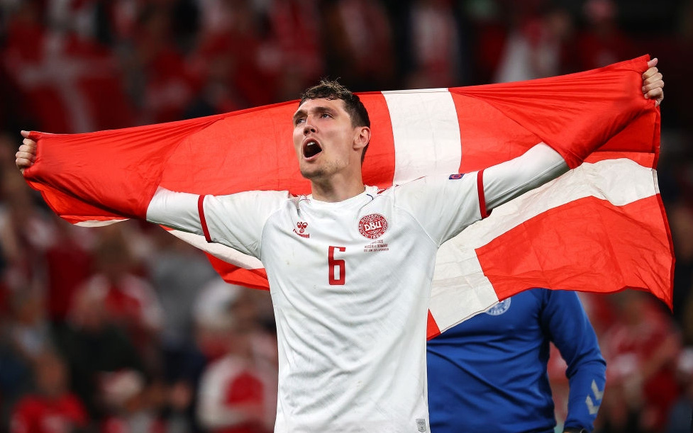 Cơn mưa bàn thắng đưa Đan Mạch vượt qua hiểm nghèo, hú vía vào vòng 1/8 Euro 2020