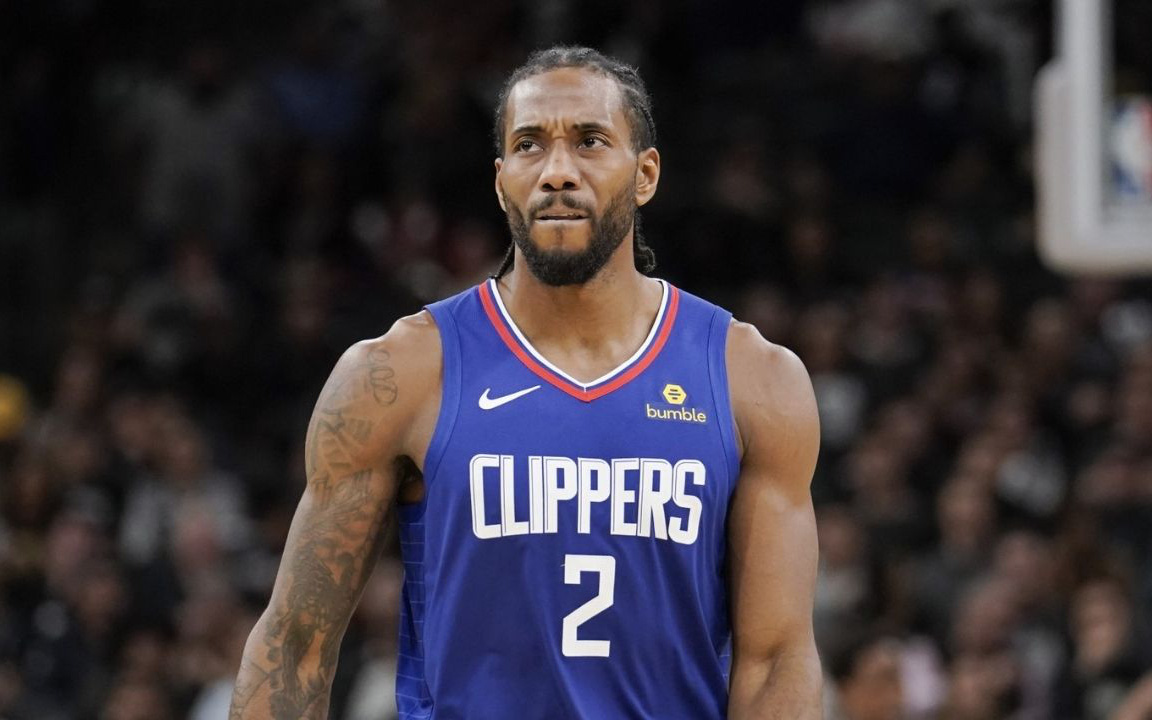 Phải nghỉ đấu quá lâu, Kawhi Leonard phẫn nộ với đội ngũ y tế của Los Angeles Clippers