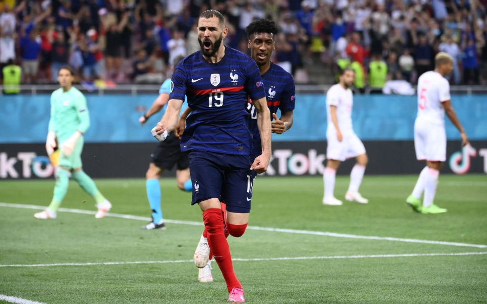 Video Euro 2020: Benzema đỡ bước một ảo diệu, gỡ hòa 1-1 cho tuyển Pháp