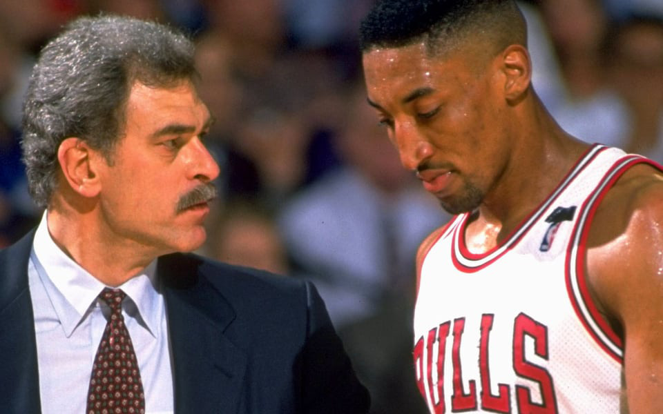 Hậu lên tiếng phê phán Michael Jordan, Scottie Pippen tiếp tục cáo buộc HLV Phil Jackson phân biệt chủng tộc