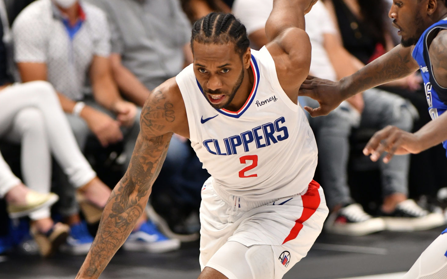 Kawhi Leonard lên tiếng đúng lúc giúp Los Angeles Clippers thắng Dallas Mavericks kịch tính