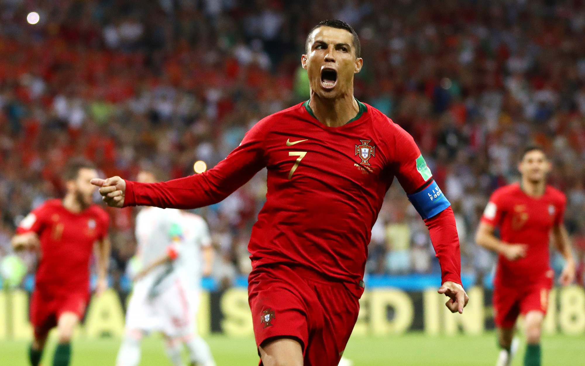 5 kỷ lục của Ronaldo ở cấp đội tuyển mà Messi rất khó phá vỡ