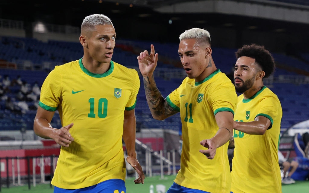 Pha ăn mừng phản cảm của Richarlison khi sút tung lưới Olympic Đức