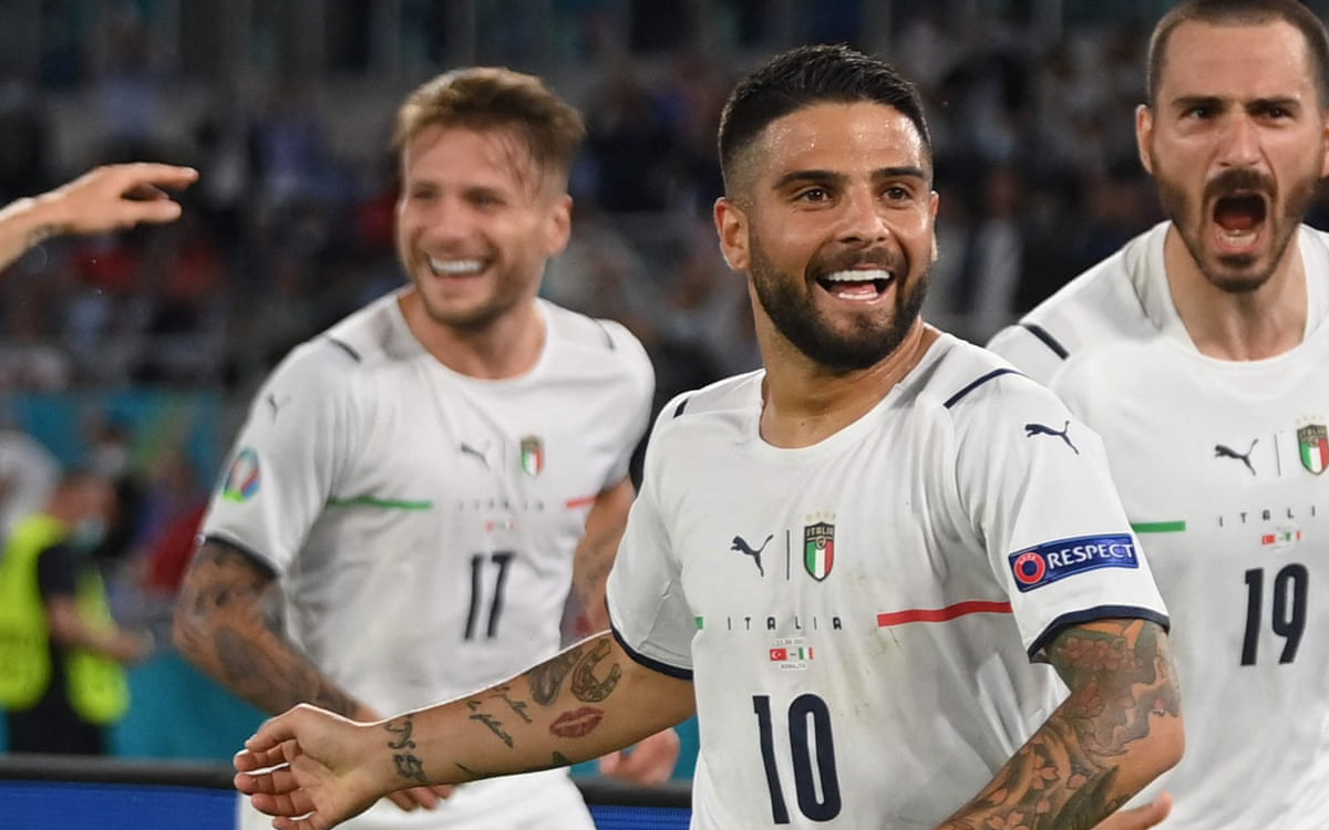 Video bàn thắng: Lorenzo Insigne cứa lòng hiểm hóc từ ngoài vòng cấm nâng tỷ số lên 2-0 cho Ý