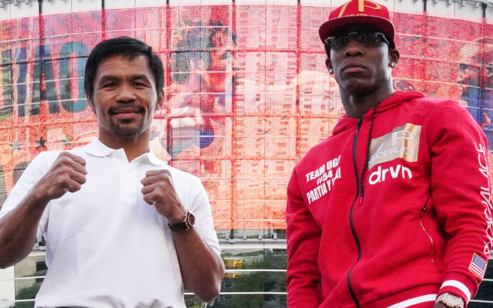 Manny Pacquiao lần đầu chạm mặt Yordenis Ugas: Lộ rõ sự chênh lệch về thể hình